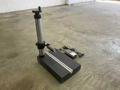 Mitutoyo Digital Roughness Meter - Micrometer with Mounted Granite Plate