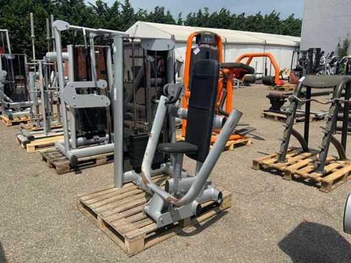 Gym80 Signum Chestpress Krachtstation