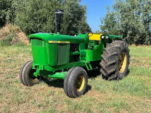 John Deere 5020 Oldtimer tractor