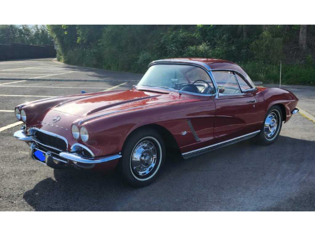1961 Chevrolet Corvette C1 Vintage Cars > 15