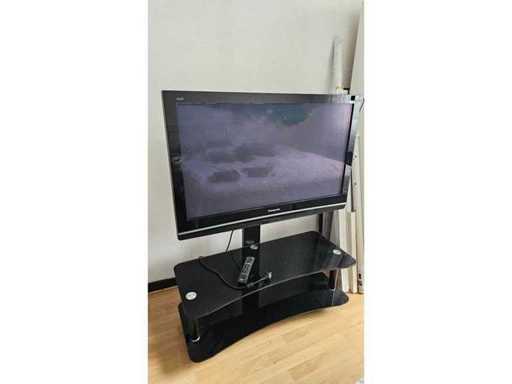 Téléviseur Panasonic 42" avec table de support
