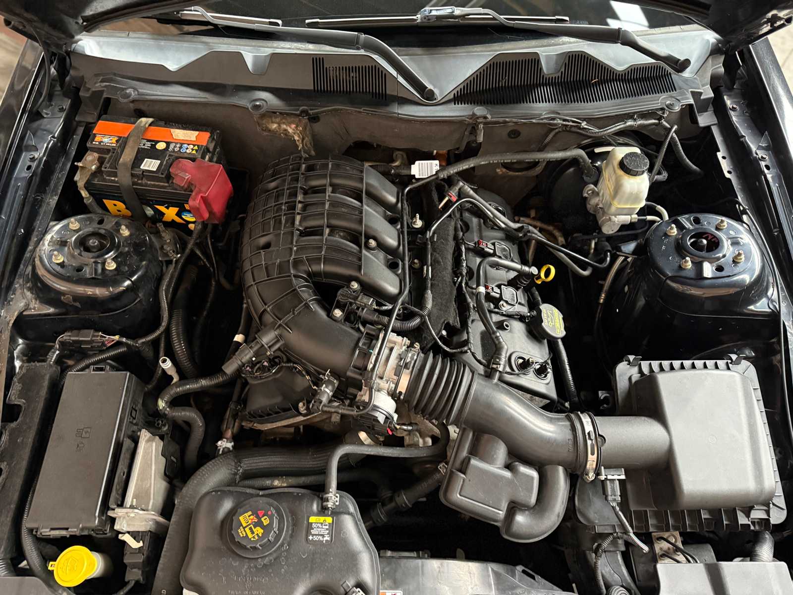 Ford Mustang 3.7 V6 305pk 2012 Coupe -Handgeschakeld-