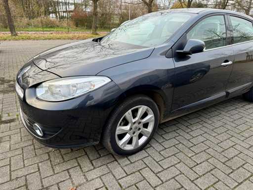 Voiture particulière Renault Fluence 2010