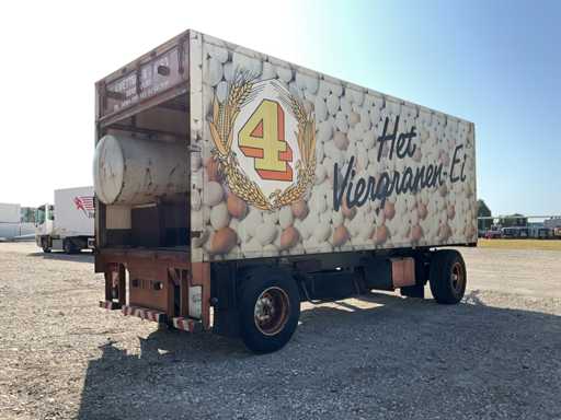 Mobiel V12 dieselaggregaat