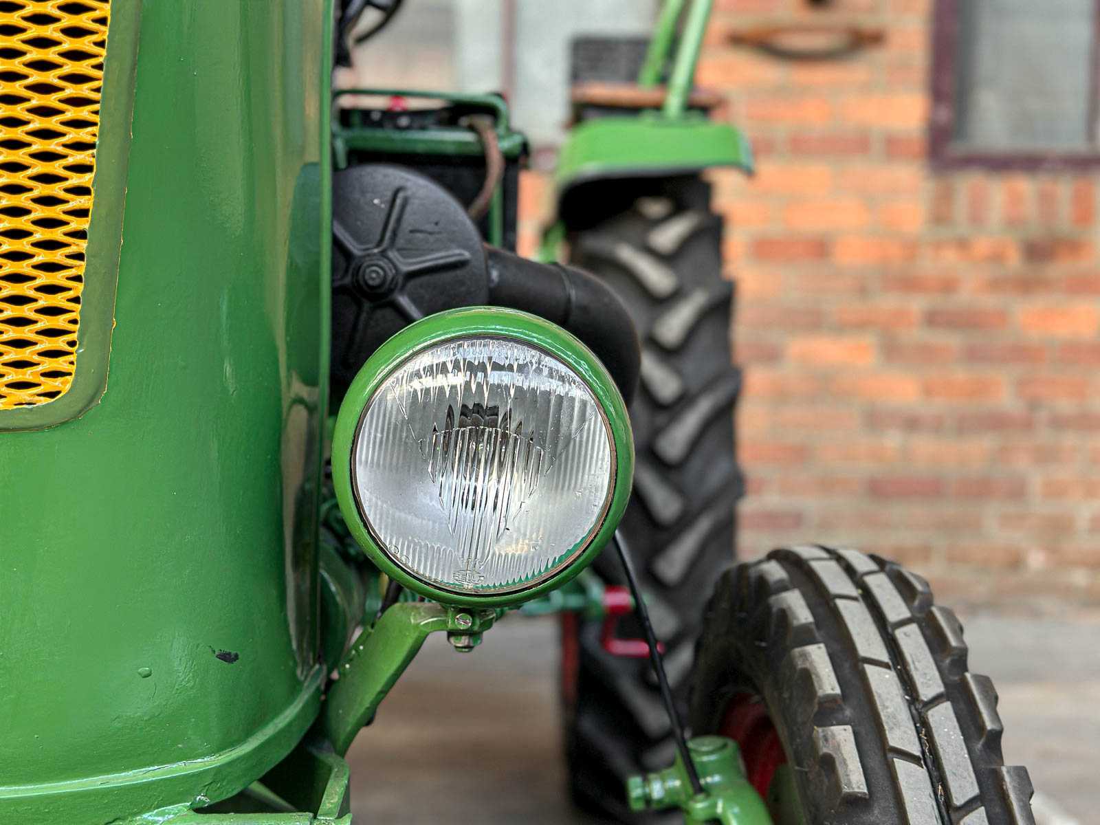 Holder 1955 1-Cilinder Oldtimer Tractor + Originele Melkwagen, TRH-44-X