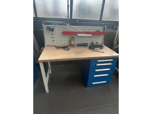 Workbench incl. accessories