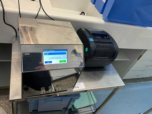 2022 - PLASMABIOTICS - TYPHOON V2TD - Apparaat voor het drogen en bewaren van endoscopen