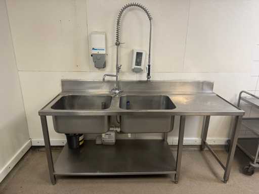 Chiuvetă din oțel inoxidabil