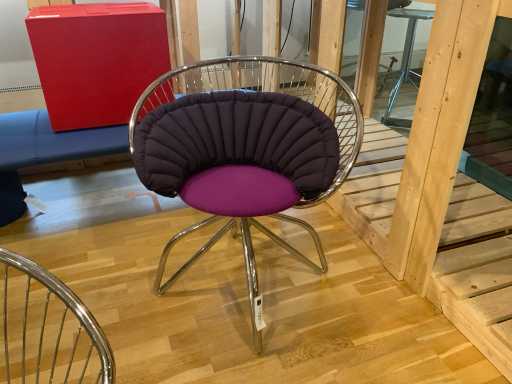 Lensvelt Coquille  “Powerhouse” Designstoel