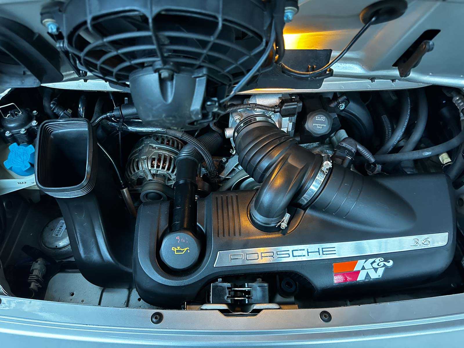 Porsche 911 Carrera Cabriolet 3.6 997 Sport-Chrono 325pk 2006 Youngtimer