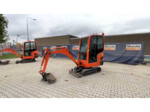 6eb9d03c-de08-43e2-a6c5-49d7f8e2b24b.mp4