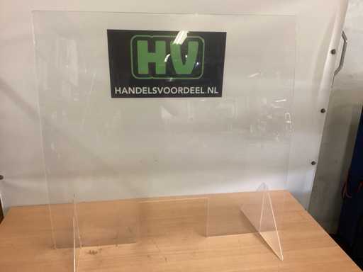 Manutan Counter screen (10x)