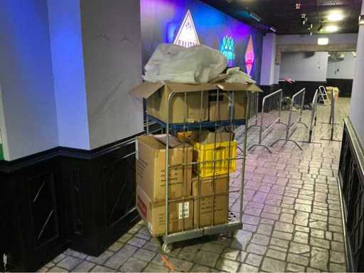 Weihnachtsdeko inkl. Rollwagen