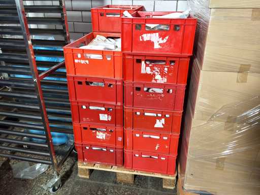   Grande quantité de vaisselle