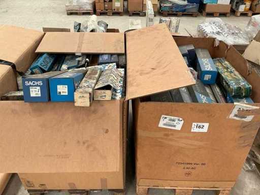 Large batch of gas springs and shock absorbers