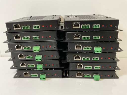 Crestron (DM-RMC-4KZ-100-C), DigitalMedia 8G+ 4K60 4:4:4 HDR Ricevitori e controller di stanza 100 (12x)