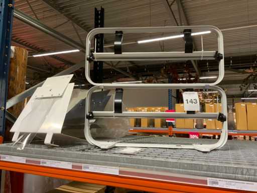 Cut-off device and sleeving stands