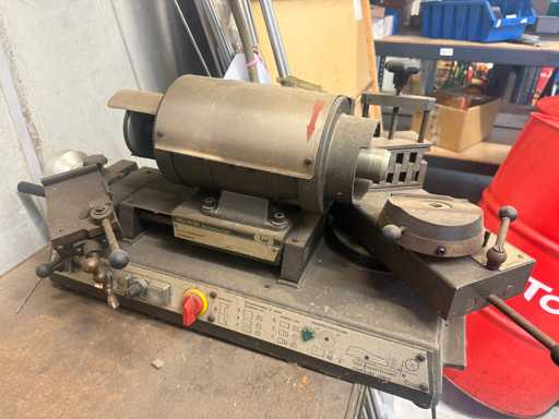 PRO-H-MA DBS Stalen Slijpmachine