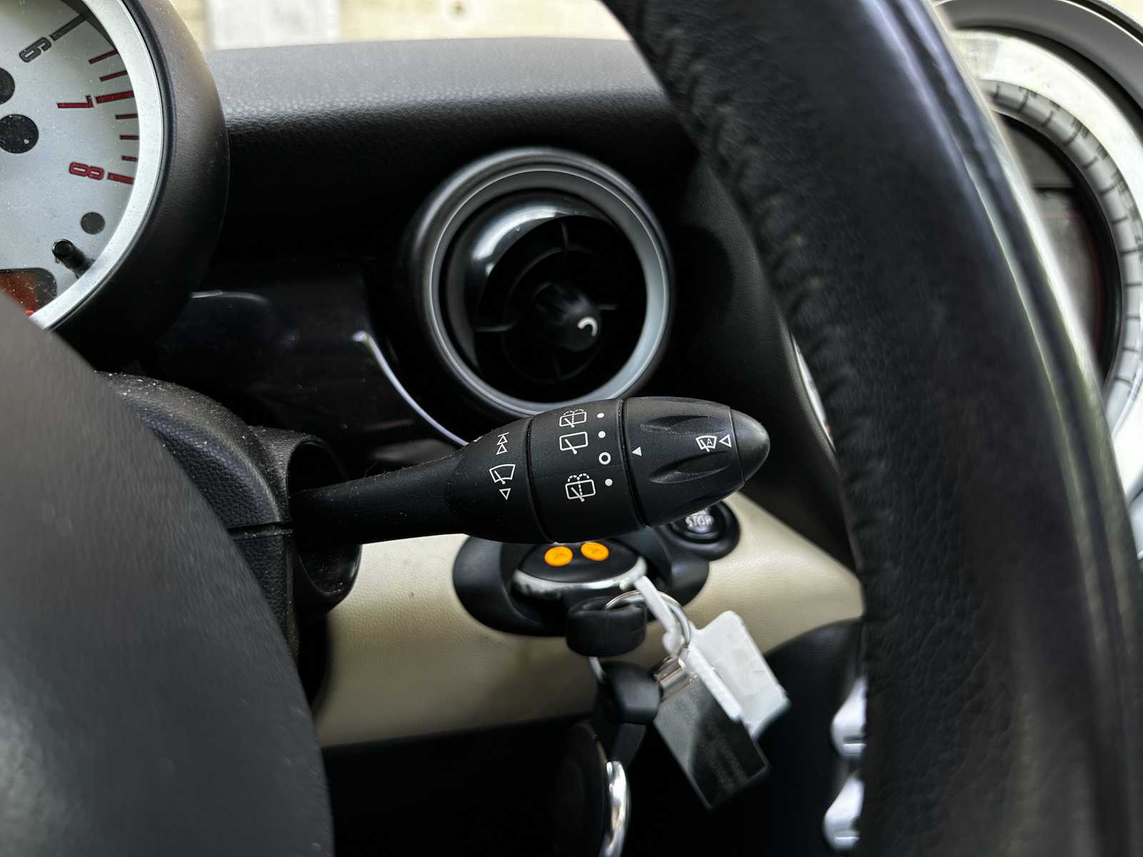 Mini Clubman 1.6 Cooper 120pk 2008, 68-ZHJ-6