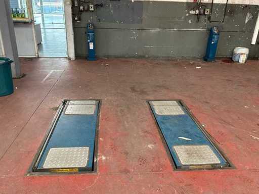 2012 NUSSBAUM Jumbo 3000 Schaarlift, Garageinventaris