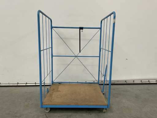 Chariot à meubles 1300x1150x1885mm