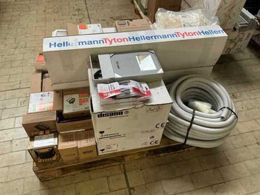 Stock of accessories, spare parts and warehouse stocks