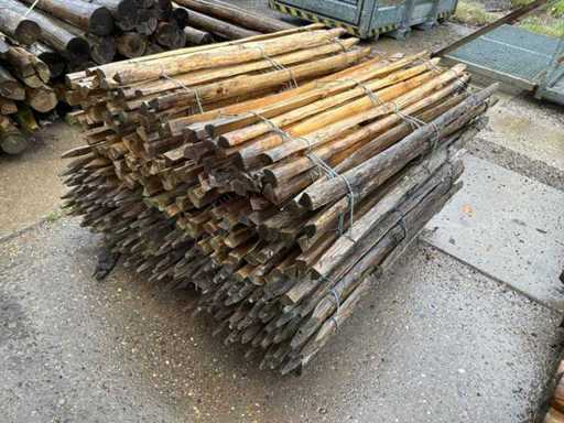 Fencing meadow posts 40mtr