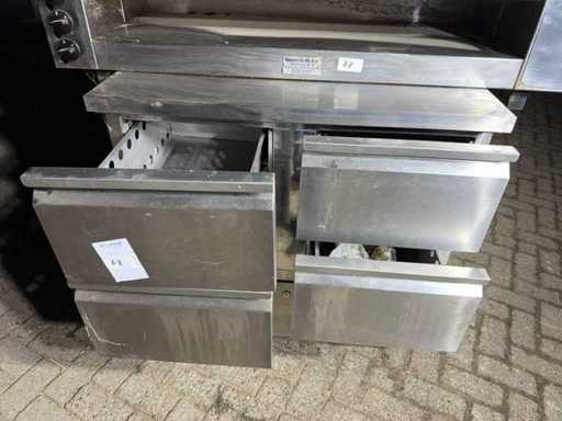 Refrigerated workbench