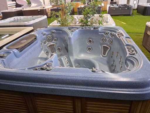 Catalina Jacuzzi