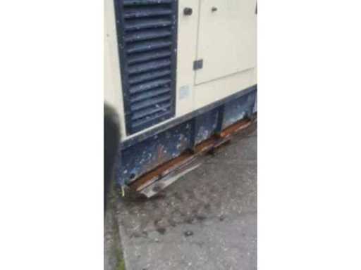 1f61af33-0029-4ebc-8f4c-36567152b050.mp4