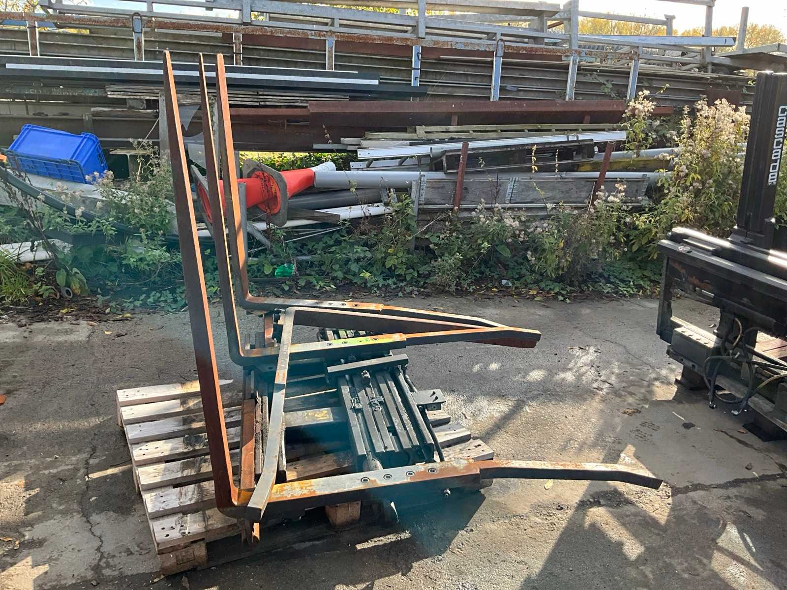 2018 Griptec DVV 24 S four-fork device TO BE REPAIRED