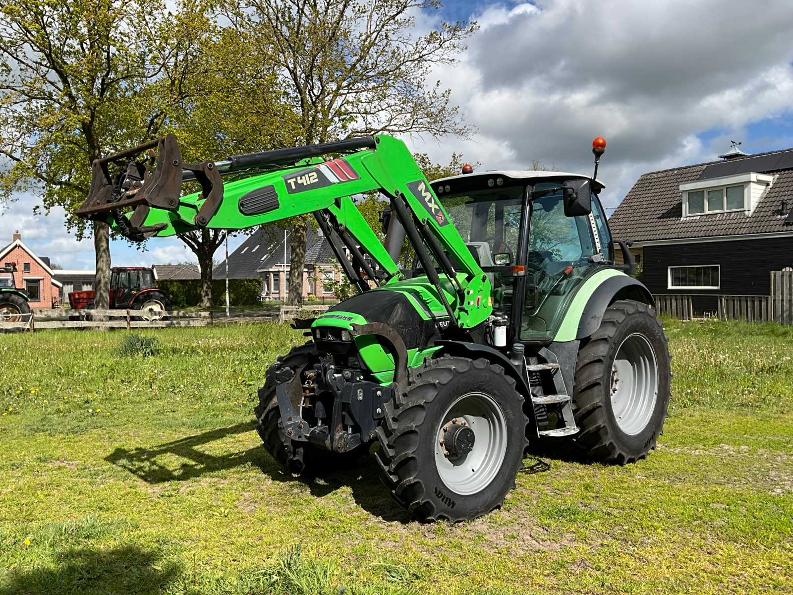 2012 Deutz-Fahr Agrotron