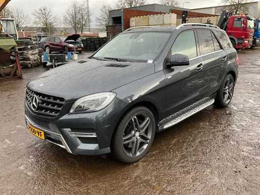 Mercedes-Benz ML500 V8 Voiture de tourisme 2013