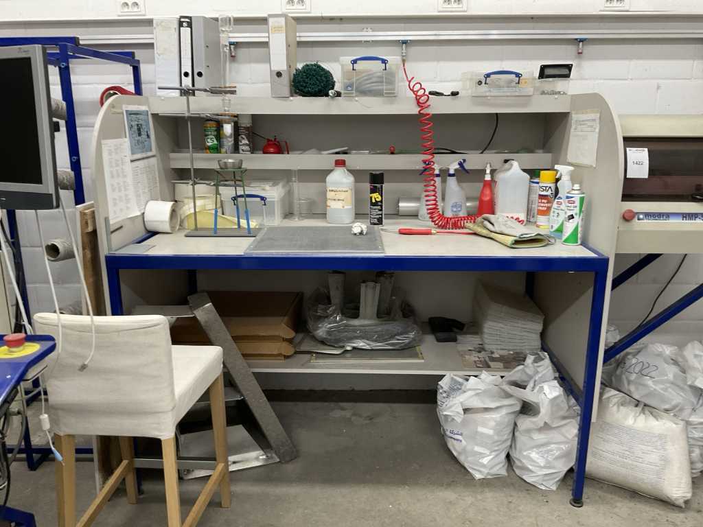 Modra HMP-500 Finishing table with accessories