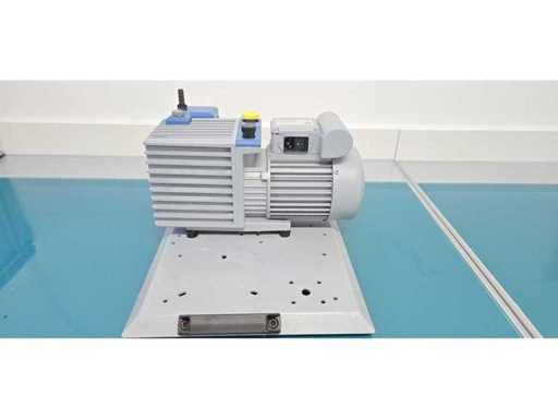 VACUUBRAND - PC 3 met RZ 6 - Roterende schoeppomp