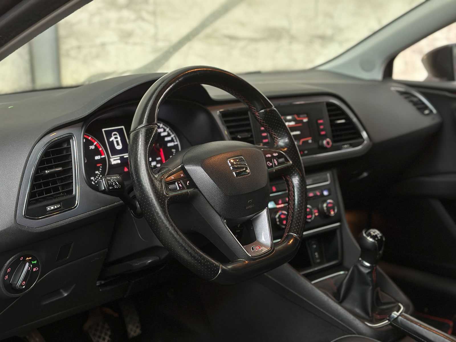 SEAT Leon 1.4 EcoTSI FR Connect 150hp 2016, G-727-KT