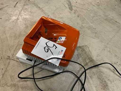 Stihl AL500 Batterieladegerät