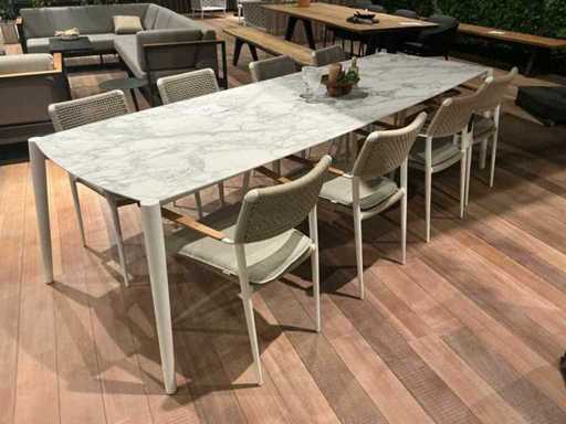 Diphano Icon Gartentisch mit 8 Stühlen