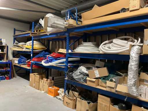 Scaffalature portapallet (14 sezioni)