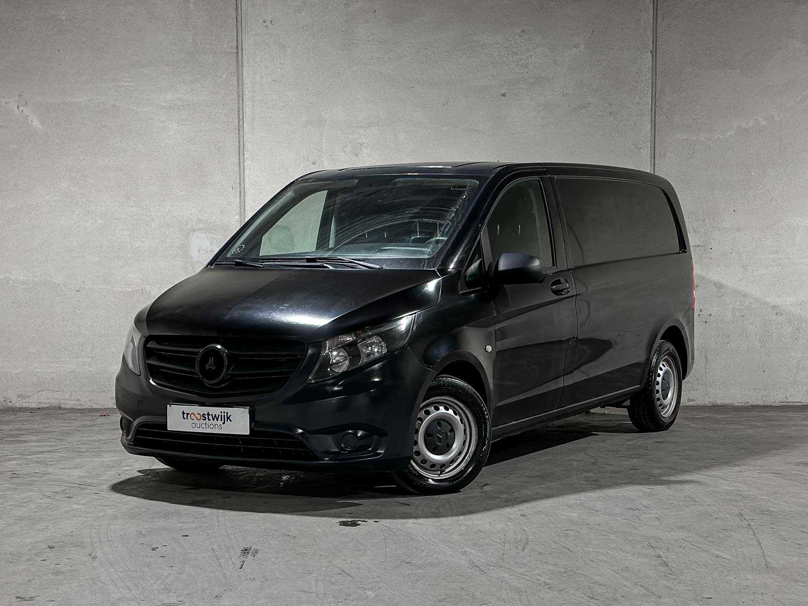 Mercedes-Benz Vito 111 CDI Lang 114pk 2017 Bedrijfswagen, VNZ-43-H