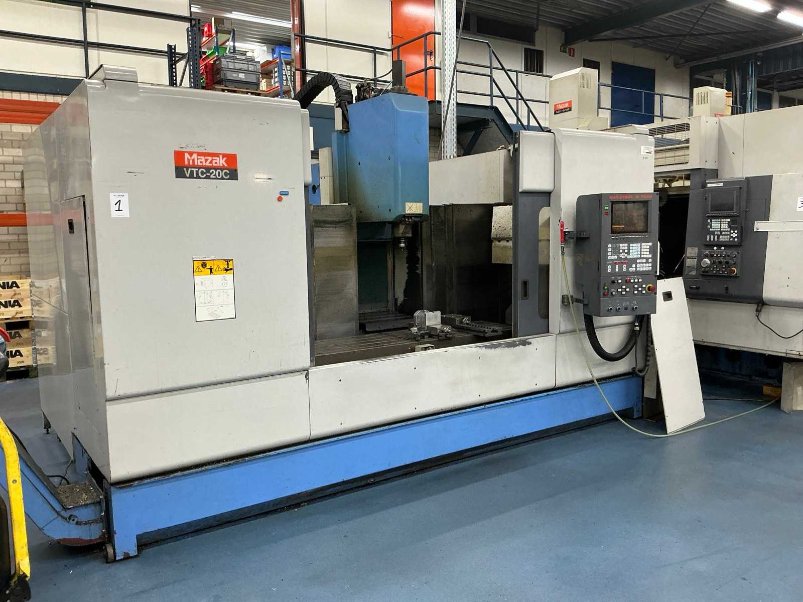 1997 Mazak VTC-20C CNC Universal Machining Centers