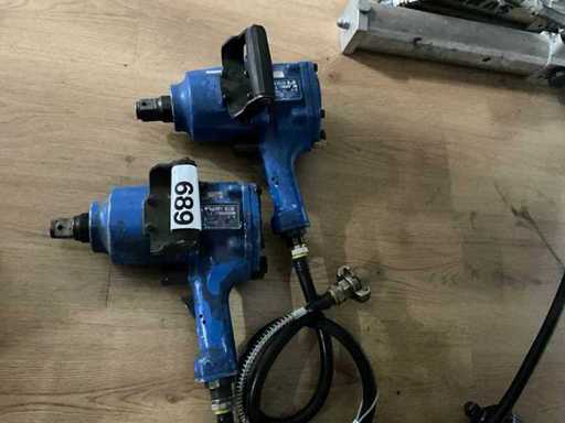 Toku MI-3800 Pneumatic Impact Wrench (2x)