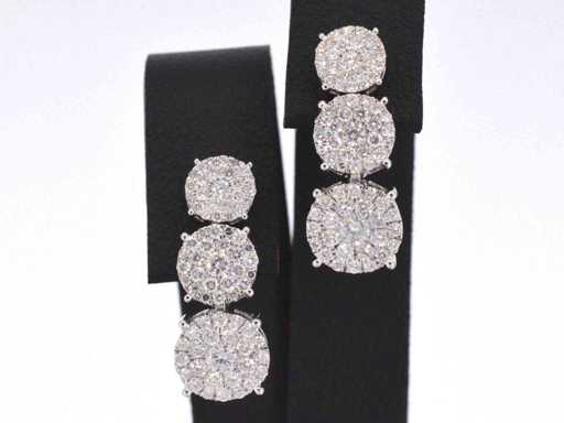 Kolczyki z białego złota z trzema diamentowymi chatonami