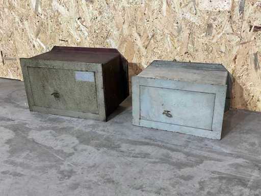 Safe (2x)
