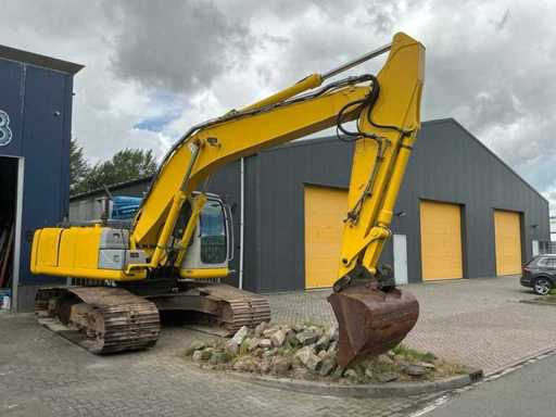 Escavatore a cingoli New Holland E 215B 2007