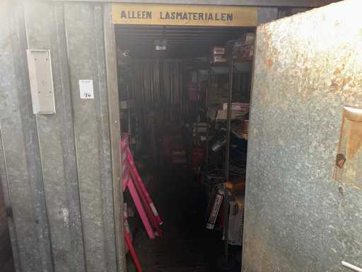 Lot d’électrodes de soudage, de fil de soudage, etc. Conteneur de stockage inclus