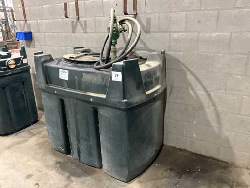 2001 Titan BT600 Heizöltank