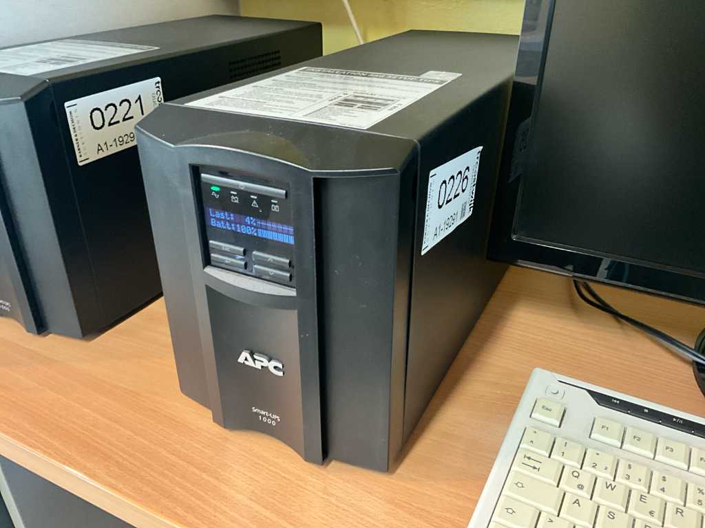 APC Smart UPS 1000 noodstroomvoorziening