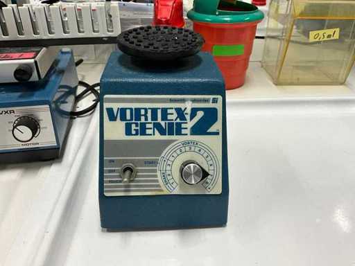 SCIENTIFIC INDUSTRIES Vortex Stirrer