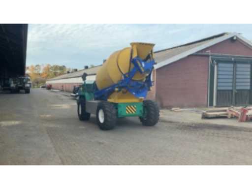 9f7574a2-7cdc-4e0c-947b-e4824f0897fe.mp4